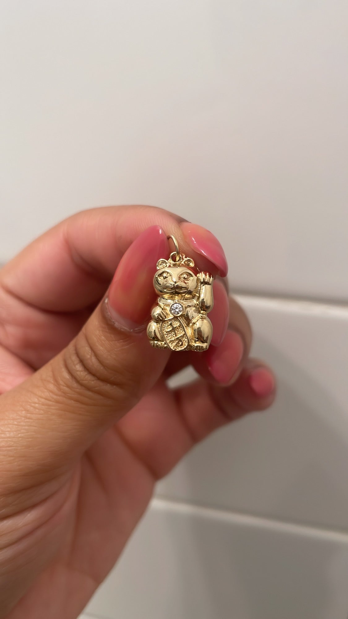 14k Lucky Cat Pendant