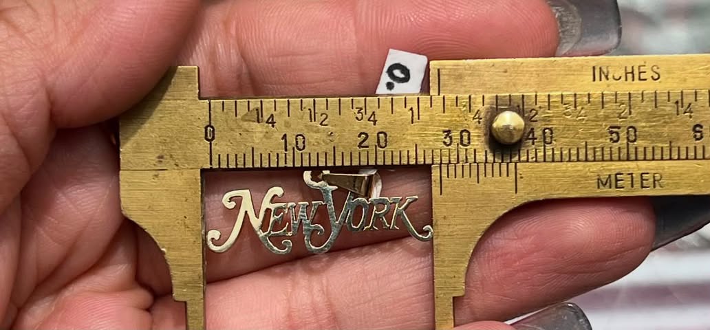 14k New York Pendants